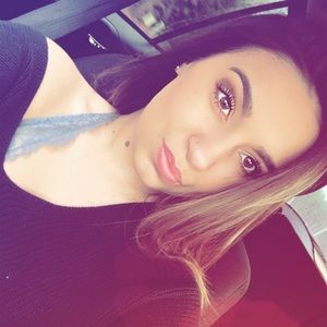 Meet your Posher, Lexi